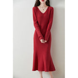 V-Necked Cashmeat Dress Women's Autumn And Winter New Set Long Sleeves Leisure Long A Dress Wool Knitted Long Dress