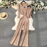 High-End Feel Set 2025 Spring Women's Metal Buckle Vest Knitted Open-Shirt Broad Leg Pants Fashion Three-Piece Set