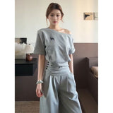 Fashion Korean Design Feels The Shoulder Shawl Wide Leg Trousers Two Sets Of Sports Style Wear Fashion Age Reduction Set