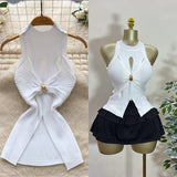 Light Luxury Gold Wind High-End Sleeveless Knitted Vest Women Summer Metal Kinesi Design Chic Hot Girl Top Tide