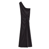 2025 Autumn New Women's Decoration Body Black Asymmetric Design Temperament Long Dress