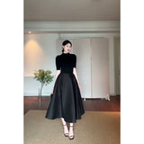 Hepburn Fashion Suit Pure Color Shoulder Five-Sleeve Top In Autumn Waist French Black Dress