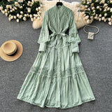French High-End Retro Lace Splicing Pearl Single Buckle Thin Temperament Collar Lantern Sleeve Dress
