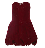 Fashion 2025 Autumn And Winter New Women's Style Sexy One-Character Collar Tective Tective Temperament To Close The Waist Dress
