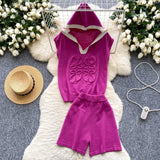 European Fashion Set Women's Summer Design Three-Dimensional Relief Hooded Sleeveless Knitted Tops High Waist Broad Leg Shorts