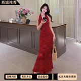 2025 Spring And Summer French Vintage Sweetheart V-Neck Red Wave Point Hanging Neck Dress With Vestȹ